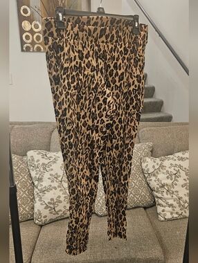 torrid Leopard Print High Waist Leggings in Tan and Black